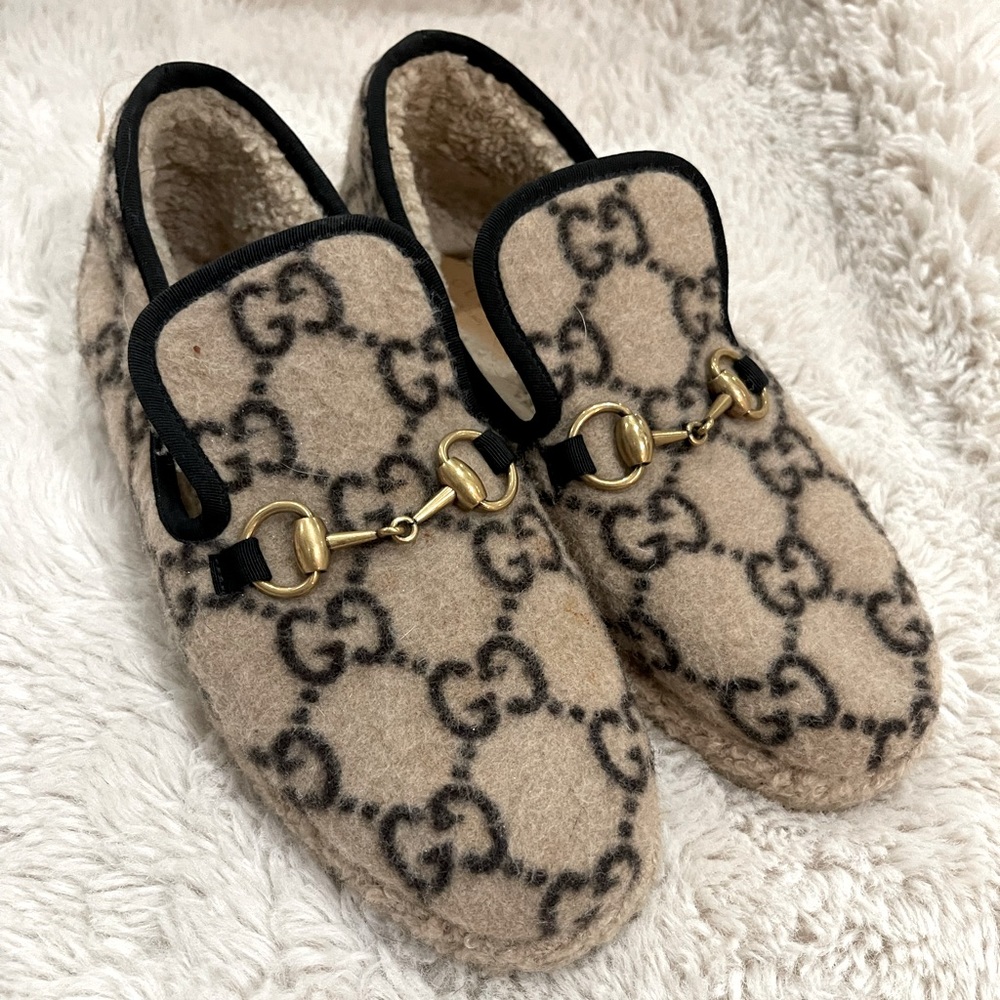 GUCCI loafers size 37.5